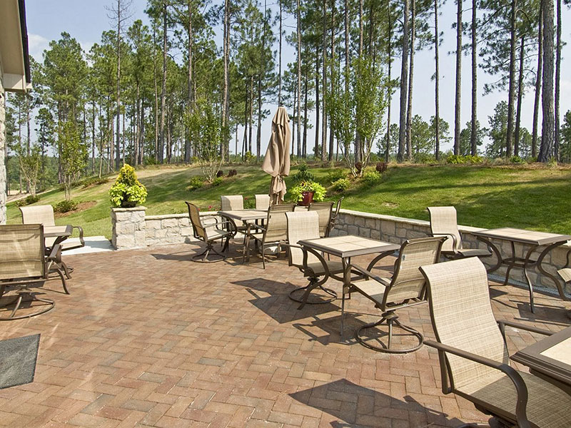 Club_House_Patio