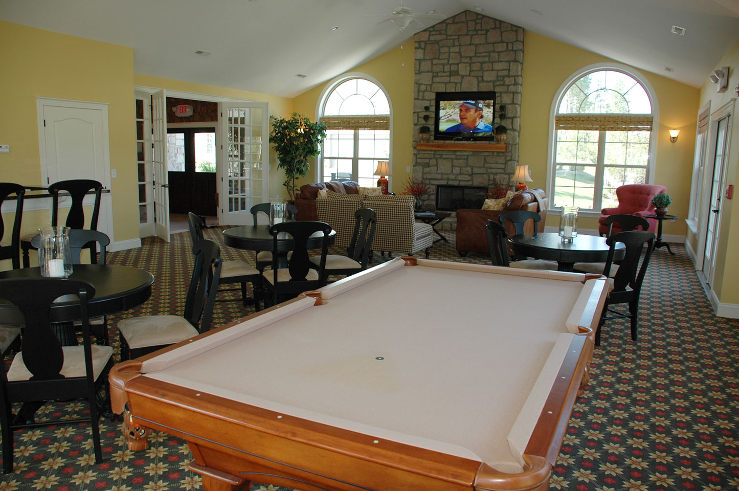 Clubhouse-Pool-Table
